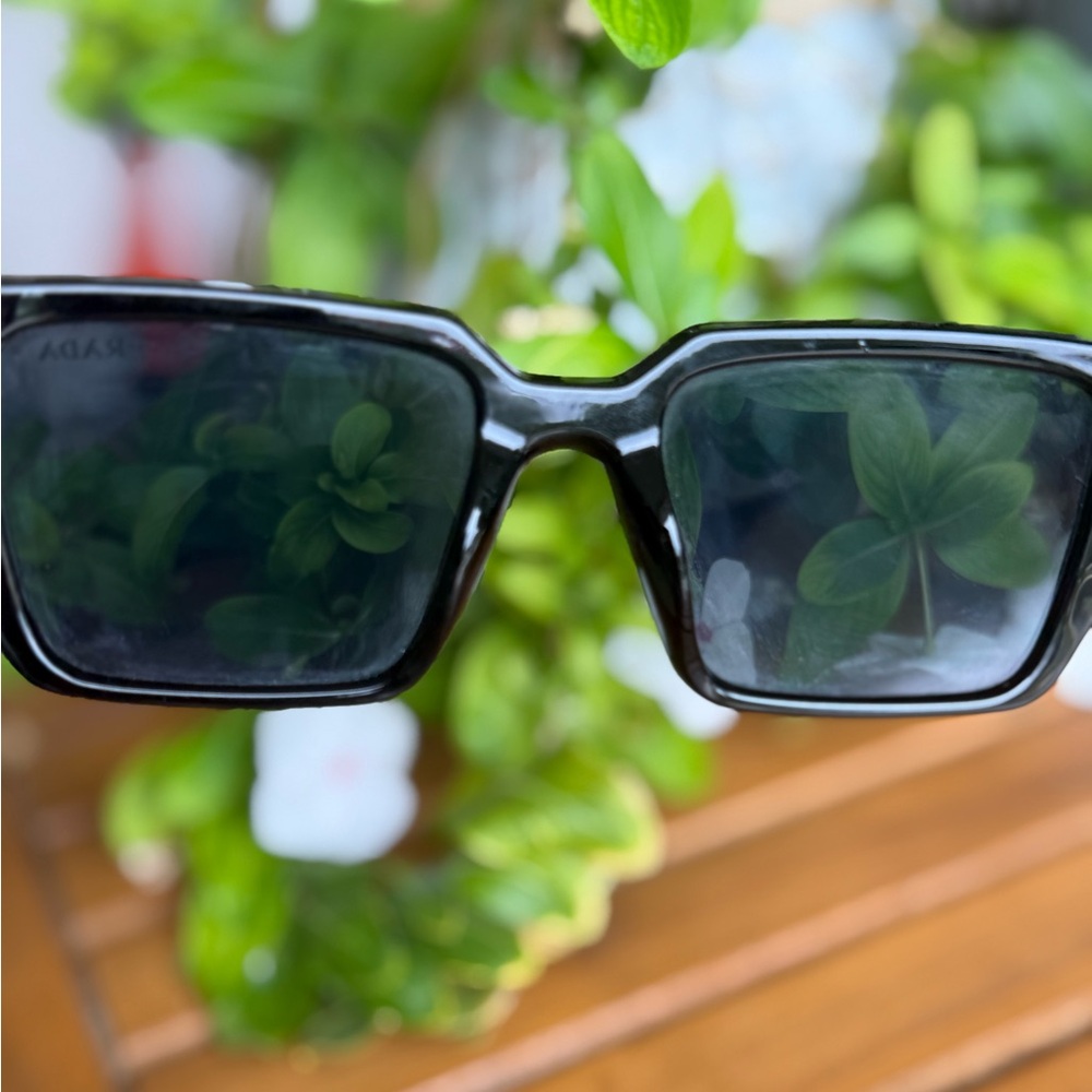 Prada Black Sunglasses with Case Retail $563 ✨EUC No scratches on Lenses - Picture 6 of 10